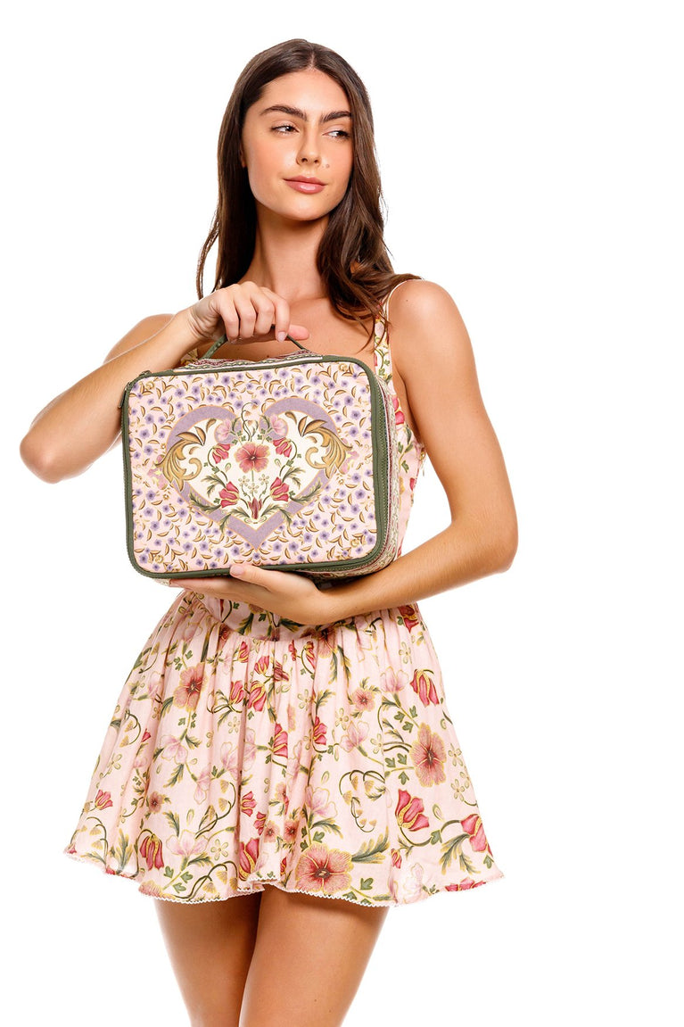 Main image -  Aura-Cosmetic-Bolso-Calvin-20023-1.jpg
