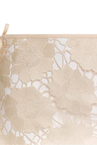 Thumbnail - Matches-Pareo-Karla-20038-6.jpg - 6