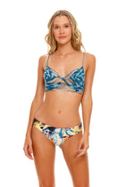 Thumbnail - Shaka-Bikini-Bottom-Cove-11125-3 - 3